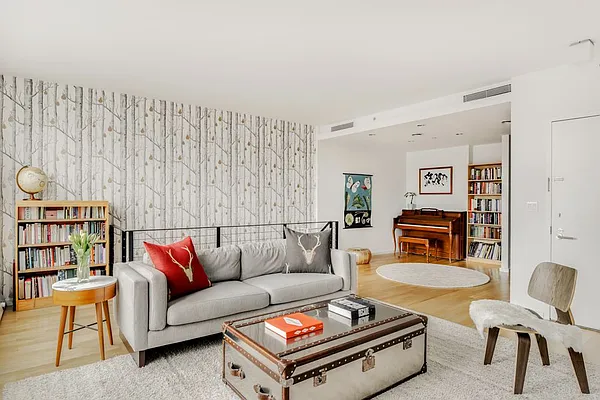 Rented by Compass | media 14