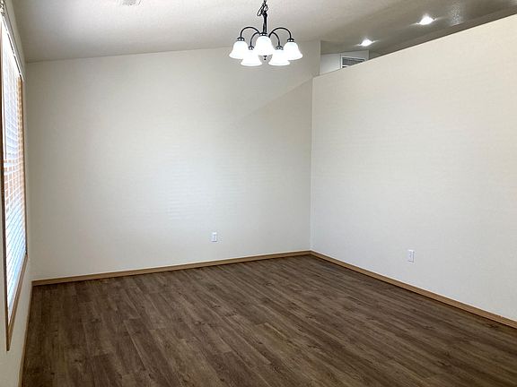 5th image of 5402 Kirkwood Ln