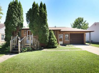 331 E Pershing St, Appleton, WI 54911