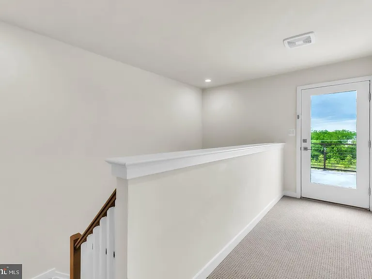 23575 Hopewell Manor Ter — Photo 29