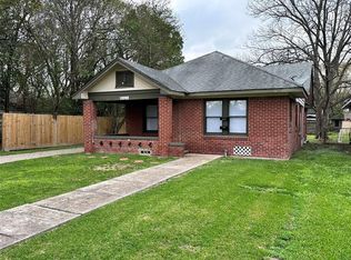 8425 Glenview Dr, Houston, TX 77017