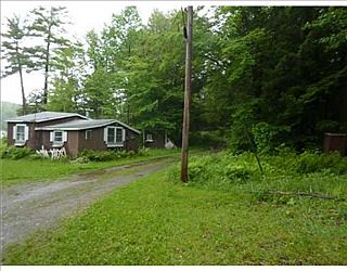 2nd image of 127 Cardinal Ln