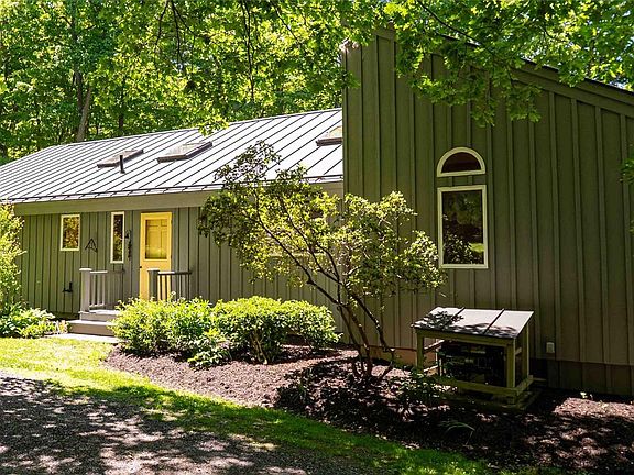 3rd image of 436 Schoolhouse Road #62