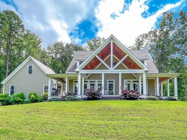 355 Fishermans Point Rd, Roxboro, NC 27574