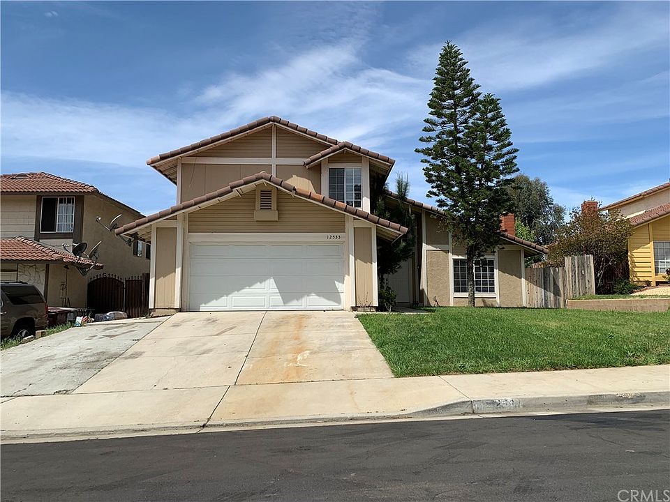 1st image of 12533 Broadleaf Ln