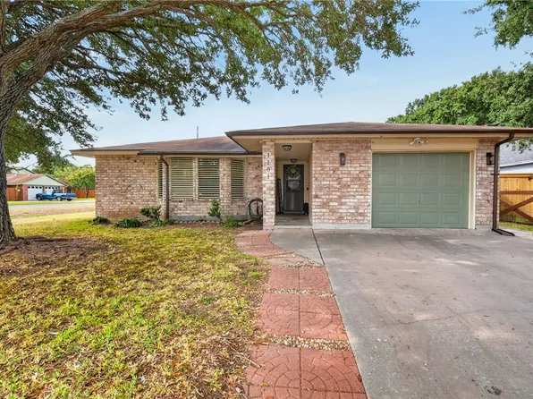 1101 Ontario Dr, Corpus Christi, TX 78418