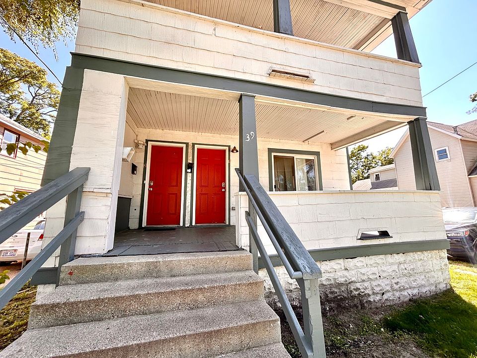 1st image of 39 Iona Ave APT 2