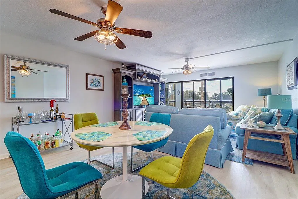 2 bed, 2.0 bath, 1260 sqft, $3,200 — Photo 4