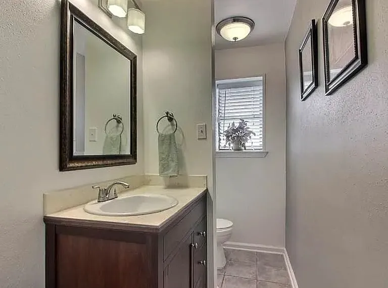 8024 Picardy Ave — Photo 3
