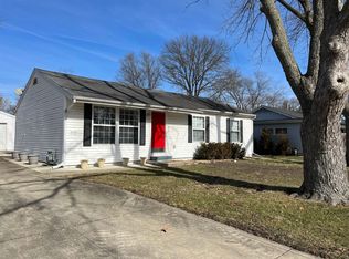 1610 Sangamon Dr, Champaign, IL 61821