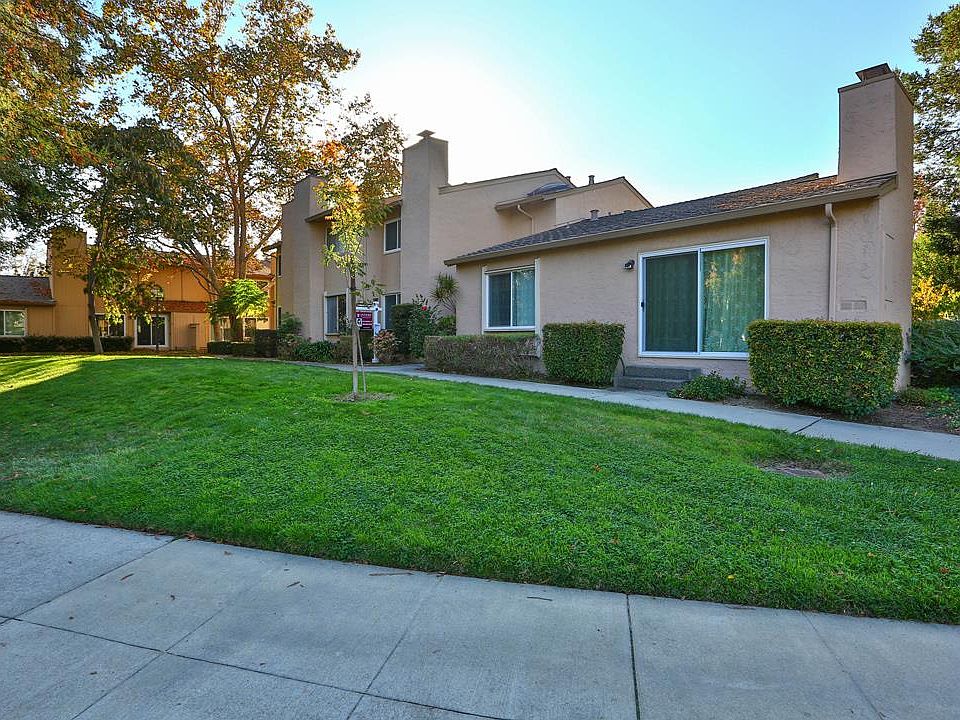 1st image of 1056 Queensbrook Dr