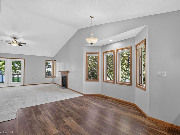 5th image of 3025 Pheasant Dr APT B