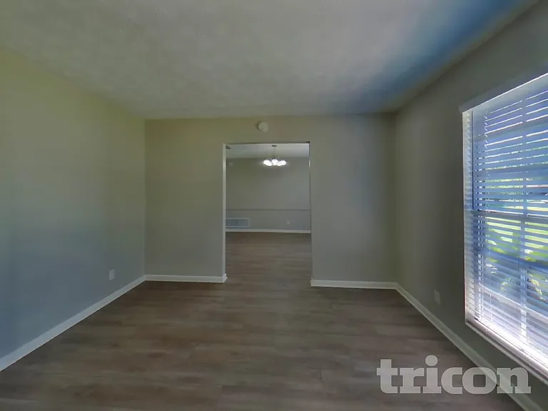 671 Custer Cir — Photo 15