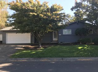 2433 Dumas Dr, Springfield, OR 97477