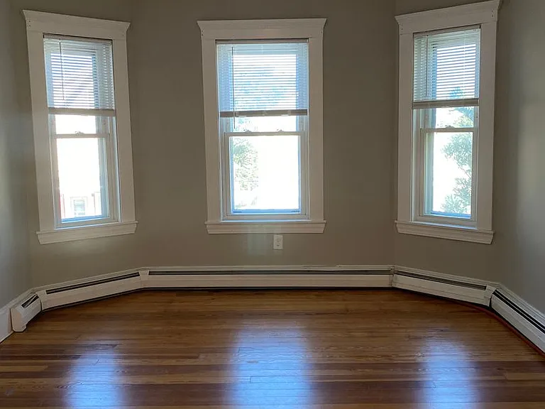 31-33 Pleasant Park Rd — Photo 20