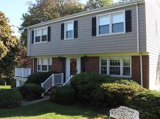 15 Berkley Ln, Rye Brook, NY 10573