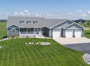 3130 Link Dr, Bismarck, ND 58503