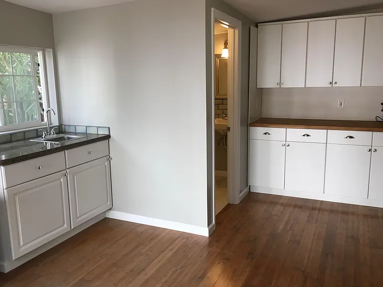 1158 Hi Point St #1 — Photo 2