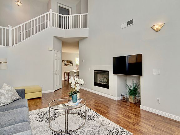 4th image of 15 Sydney Ct