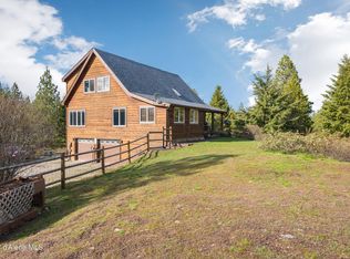 9067 W Coeur D Alene Dr, Spirit Lake, ID 83869