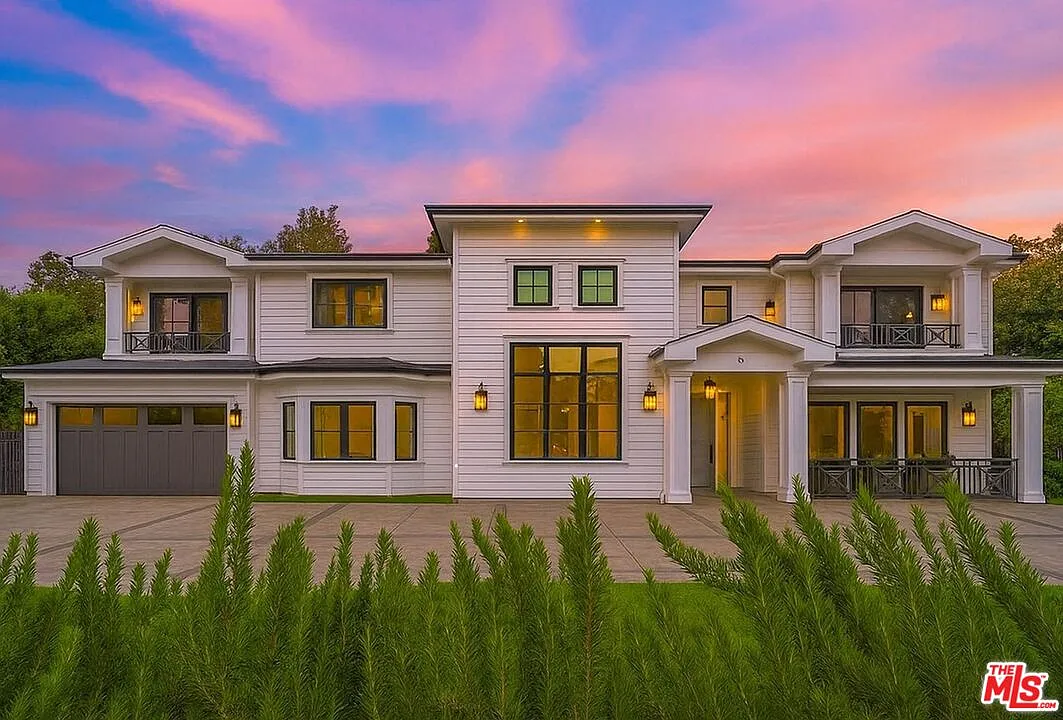 5 bed, 8.0 bath, 7379 sqft, $59,999 — Photo 1