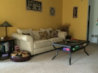 17871 University Park Dr #1, Livonia, MI