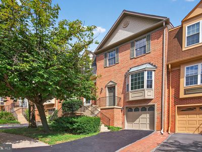 7806 Solomon Seal Dr, Springfield, VA, 22152