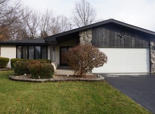 24845 S Spruce Ct, Crete, IL 60417