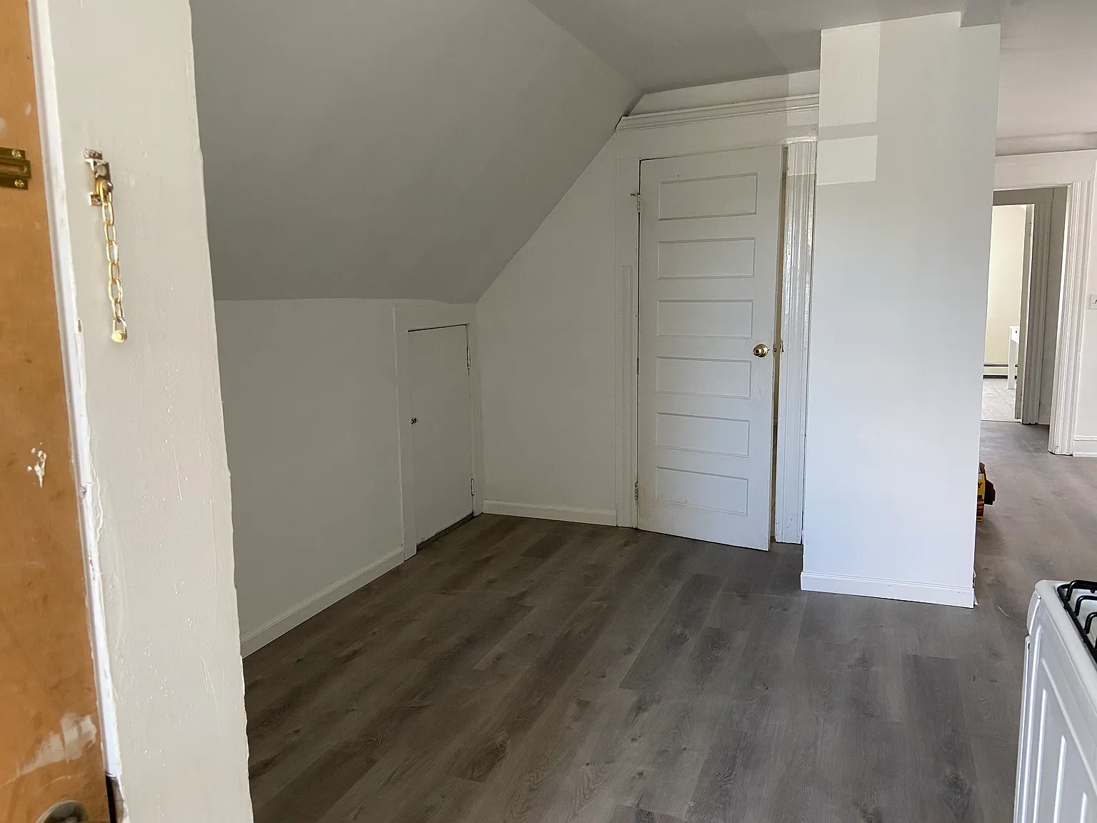 2 bed, $1,900 — Photo 3