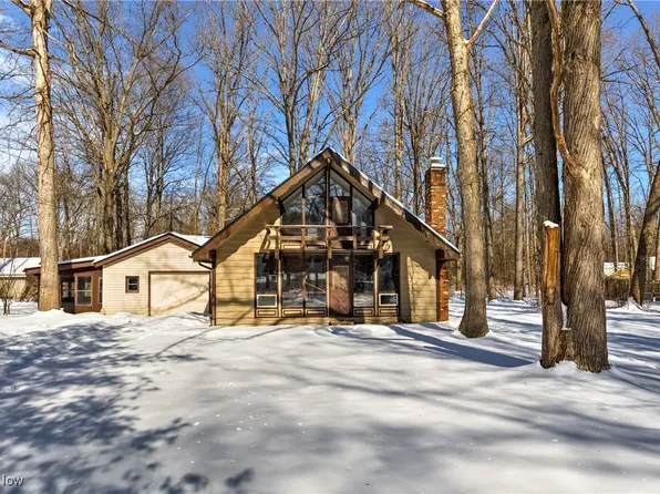 4544 Lakeview Rd, West Farmington, OH 44491