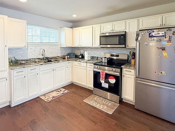 3rd image of 2527 Talco Dr