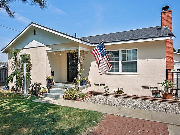 2nd image of 10825 Montecito Dr