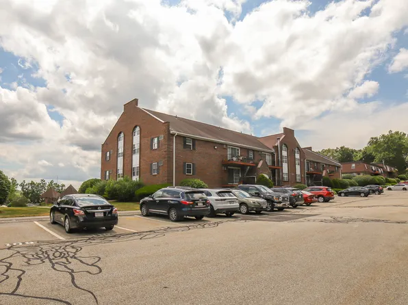 10 Williamsburg Ct, Shrewsbury, MA