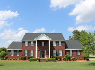 401 Pointe Dr, La Grange, NC 28551