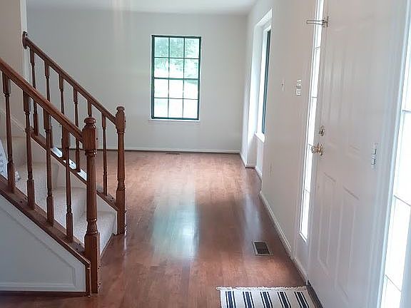 4th image of 7670 Southern Oak Dr