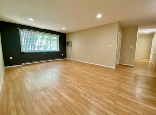 4250 6th Ave N #7, Grand Forks, ND 58203