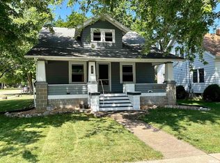 329 S Oakwood Ave, Geneseo, IL 61254