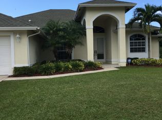 1857 SW Bellevue Ave, Port Saint Lucie, FL 34953
