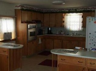1 Pen Argyl St, Pen Argyl, PA 18072