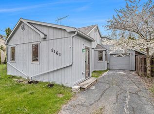 3161 Newton Rd, Commerce Township, MI 48382