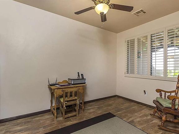 4th image of 2544 Tiffany Dr