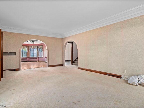 5th image of 1021 Park Ave