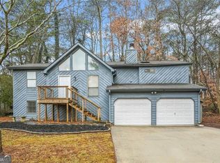 4006 Maxanne Dr NW, Kennesaw, GA 30144