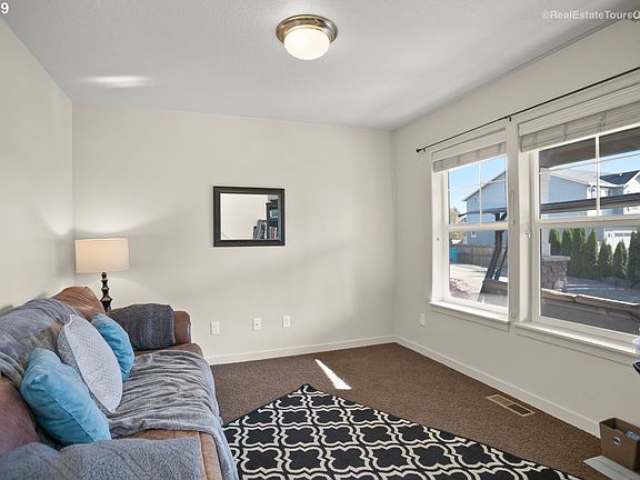 5th image of 300 NW 21st St