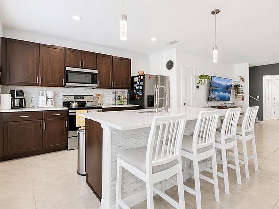 3rd image of 1779 RED CANYON DRIVE