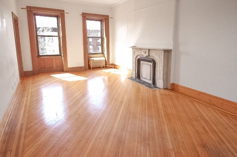 1st image of 35 Halsey St #3