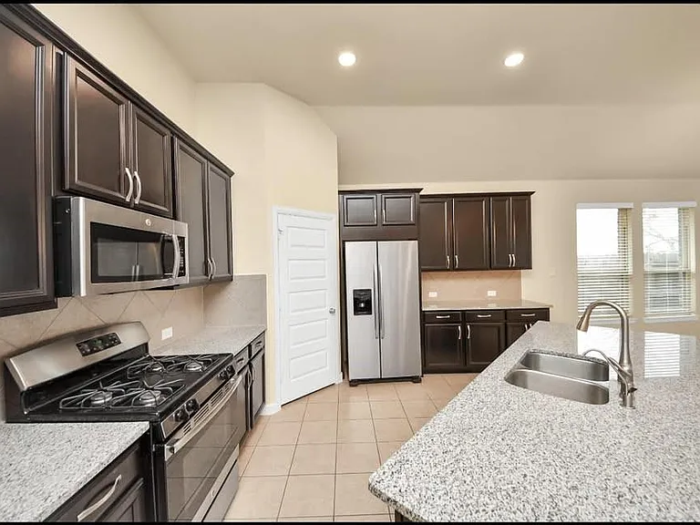 18923 Pine Harvest Ln — Photo 10