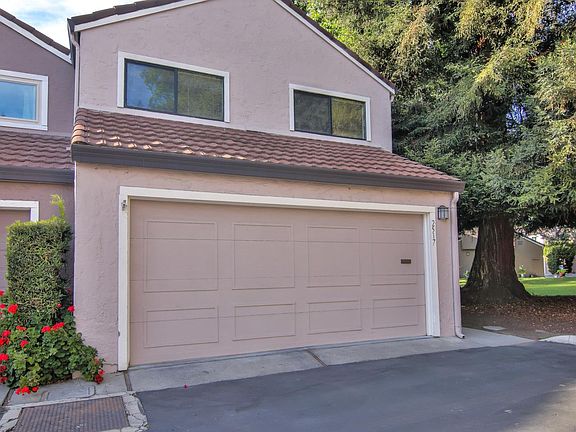 3rd image of 2517 Royalridge Way