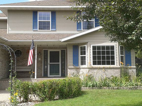2nd image of 2509 19th St N