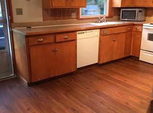 324 Elm Dr, Wooster, OH 44691